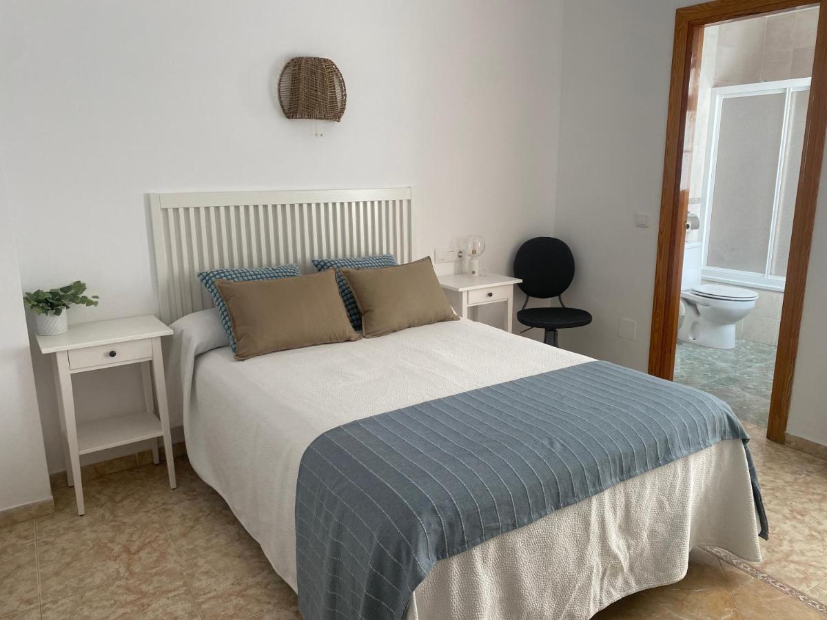 Hostal Andalucia Nerja Luaran gambar