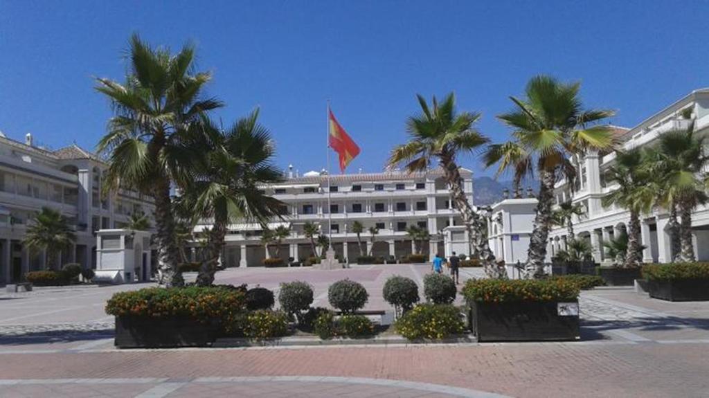Hostal Andalucia Nerja Luaran gambar