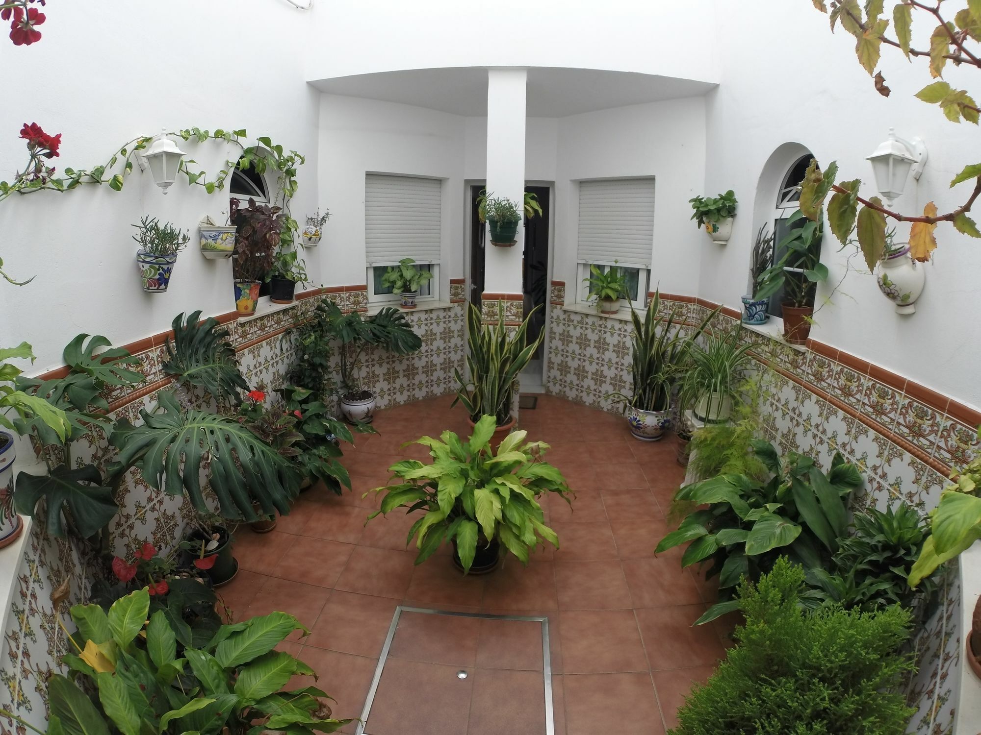 Hostal Andalucia Nerja Luaran gambar